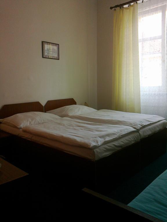 Hotel U Sládků Praga Habitación foto